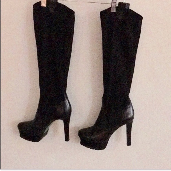 Donald  J Pliner Western style boot with Dust bag - Picture 6 of 7